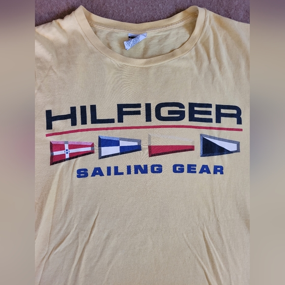 Vintage Tommy Hilfiger Sailing Gear Tee - Picture 4 of 5